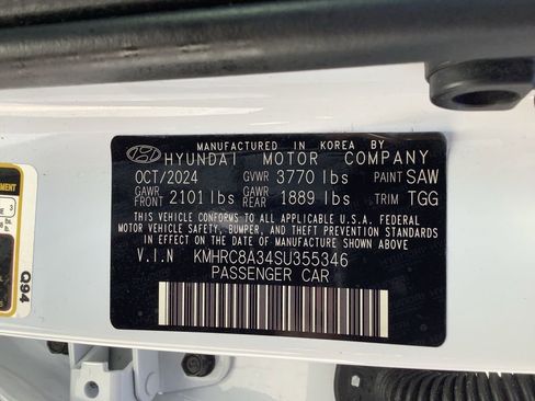 Used 2025 Hyundai Venue SEL FWD image 30