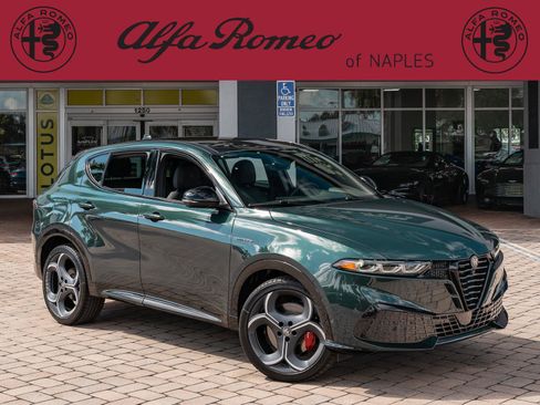 New 2026 Alfa Romeo Tonale Veloce w/ Quick Order Package 23H Volce image 1