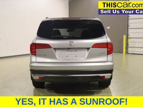 Used 2017 Honda Pilot Touring image 6