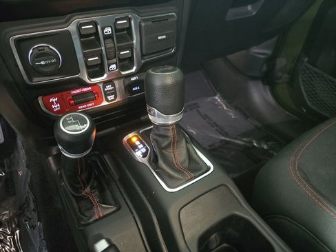 Used 2021 Jeep Wrangler Unlimited Rubicon image 26