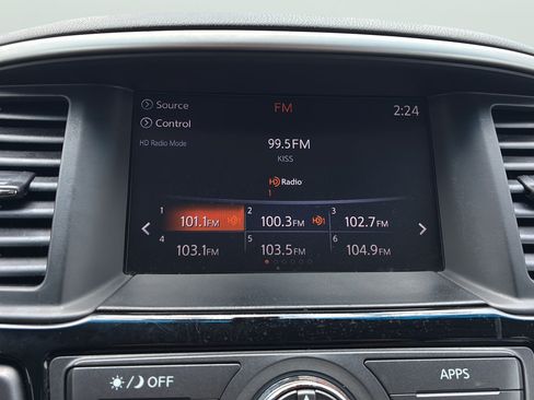 Used 2017 Nissan Pathfinder SV FWD image 20