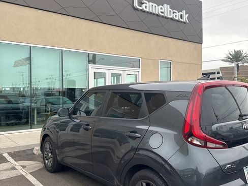 Used 2021 Kia Soul S image 4