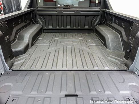 New 2025 GMC Hummer EV 3X image 9