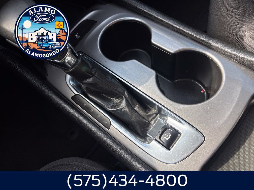 Used 2024 Chevrolet Malibu LS FWD image 30