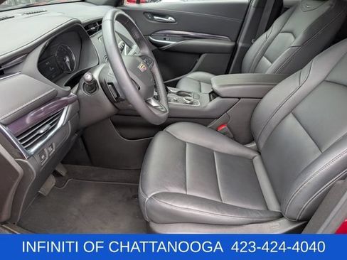 Used 2022 Cadillac XT4 Luxury w/ Cold Weather Package FWD image 20