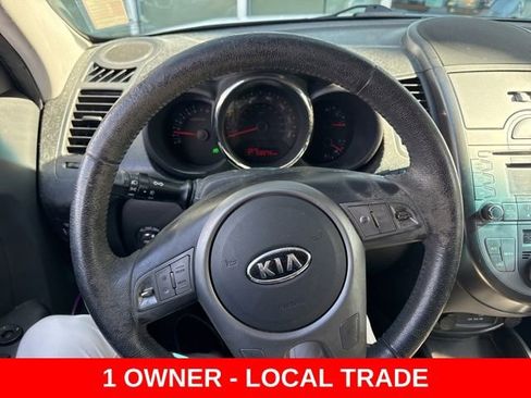 Used 2011 Kia Soul + image 6