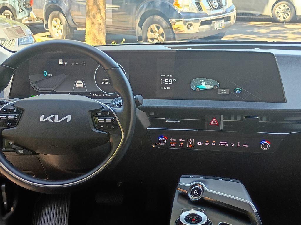 Used 2023 Kia EV6 Wind RWD image 18