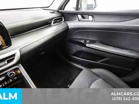 Used 2023 Kia K5 LXS image 41