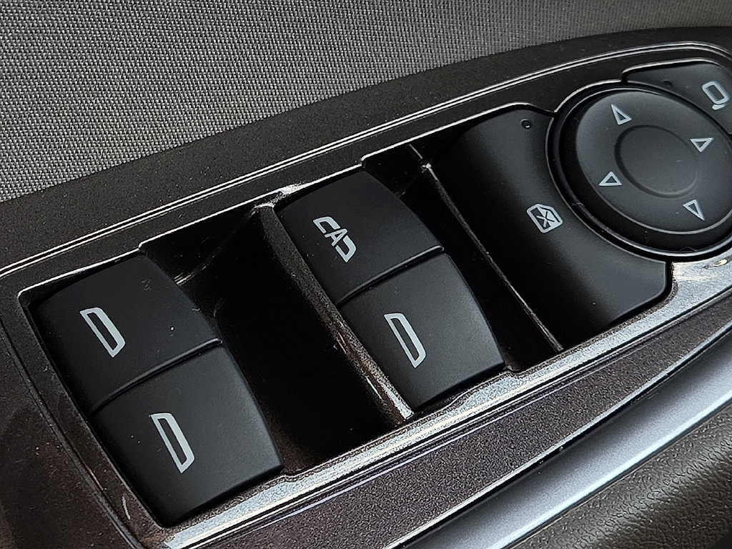 Used 2025 Chevrolet Malibu LT FWD image 17