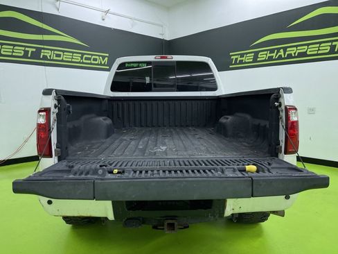 Used 2013 Ford F350 Platinum w/ Platinum Pkg image 9