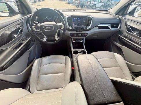 Used 2024 GMC Terrain SLT FWD image 11