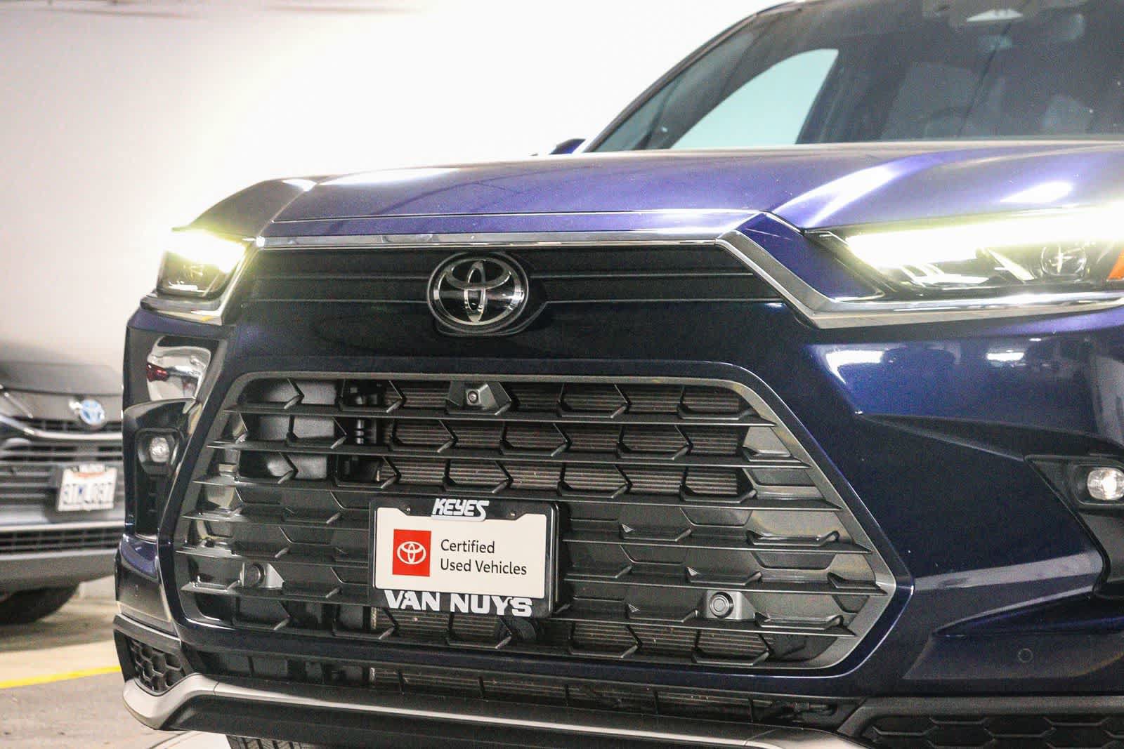 Certified 2024 Toyota Grand Highlander AWD Hybrid image 9