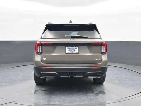 New 2026 Ford Explorer ST-Line w/ ST-Line Street Pack image 6