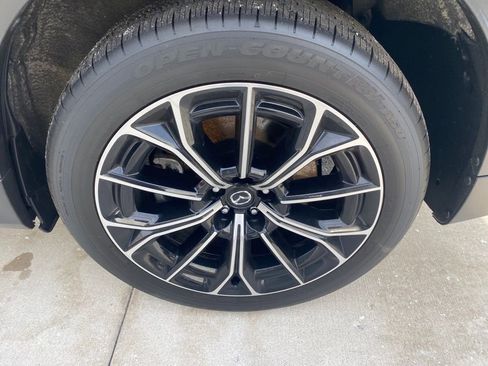 Certified 2025 MAZDA CX-70 Plug-In Hybrid w/ Premium Pkg image 31