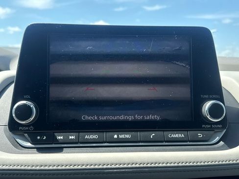 Certified 2023 Nissan Rogue SV FWD image 38