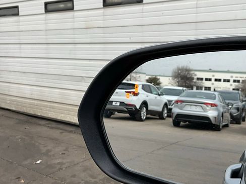 Used 2025 Kia Seltos S image 19