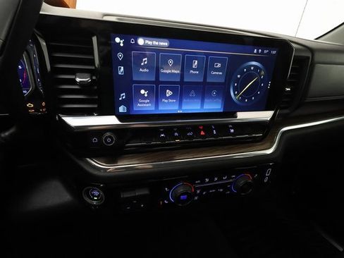 Used 2023 Chevrolet Silverado 1500 LT image 16