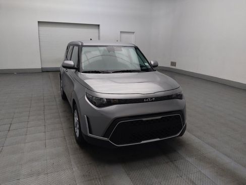 Used 2025 Kia Soul LX image 14