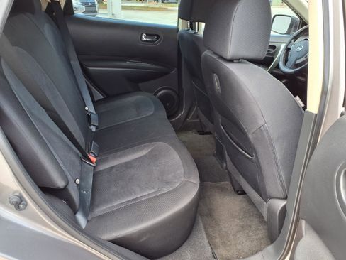 Used 2015 Nissan Rogue S w/ Convenience Package image 10