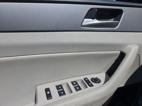 Used 2018 Hyundai Sonata SEL FWD image 12