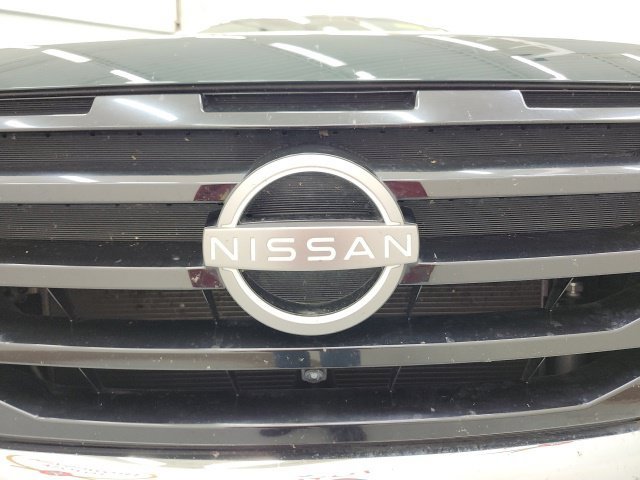 Used 2024 Nissan Pathfinder SL FWD image 10