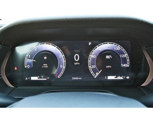 Used 2024 Jeep Grand Cherokee Altitude RWD image 15