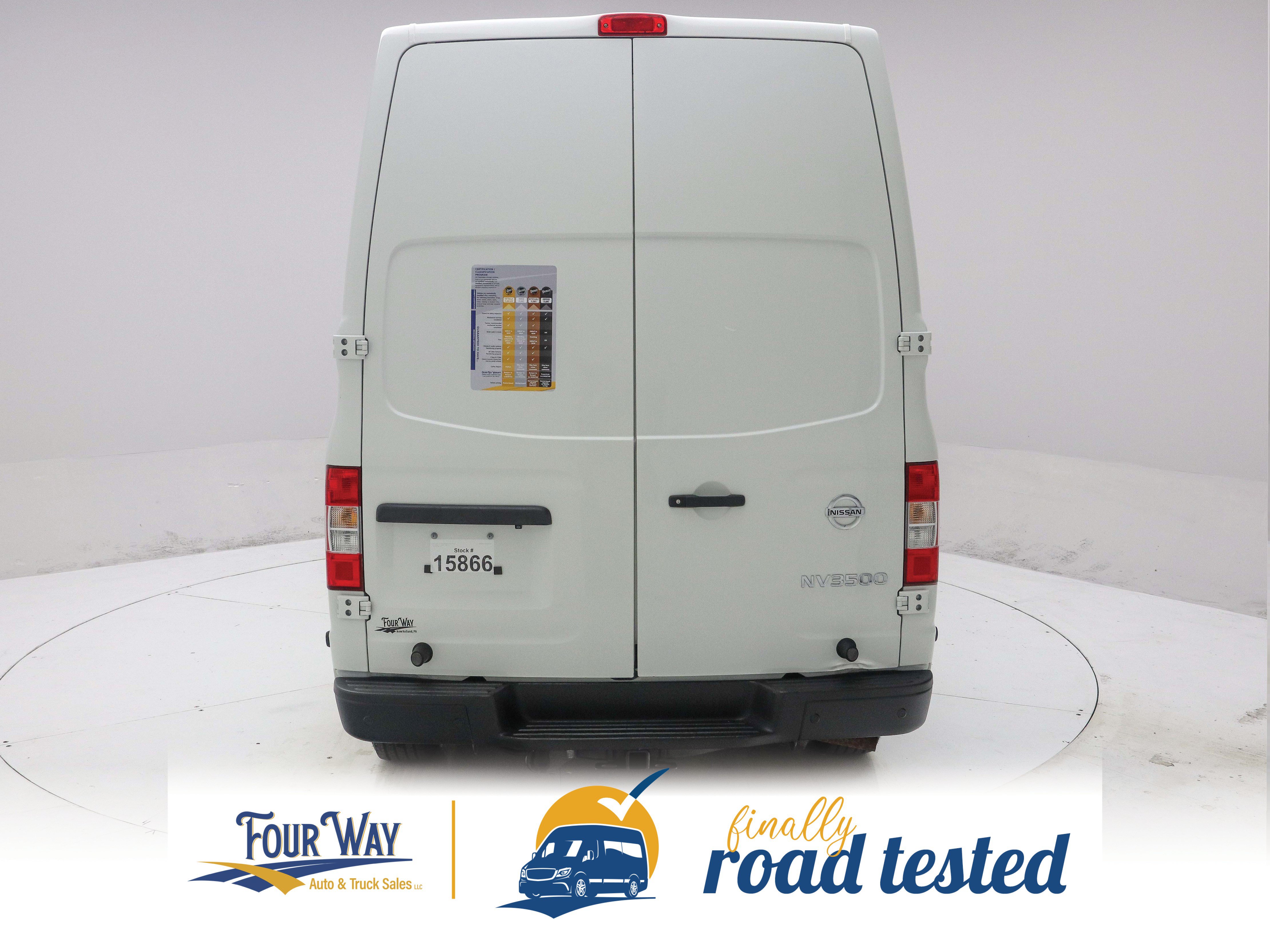 Used 2019 Nissan NV 3500 SV w/ Navigation Package RWD image 5