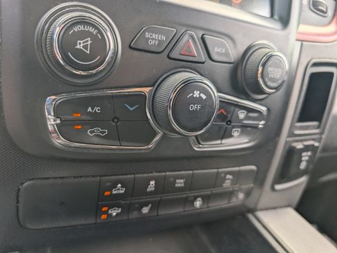 Used 2015 RAM 1500 Rebel AWD/4WD image 18
