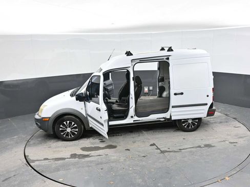 Used 2013 Ford Transit Connect XL image 37