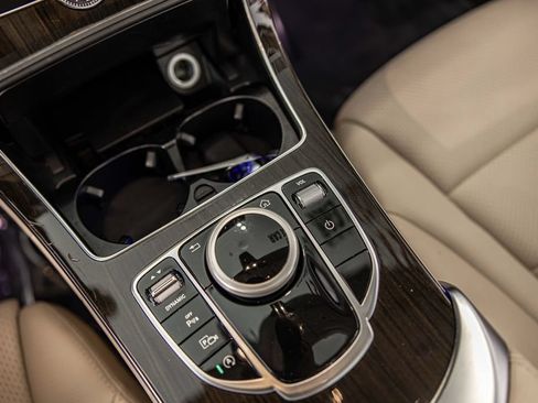 Used 2021 Mercedes-Benz C 300 Sedan image 30