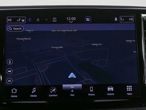 Used 2021 Chrysler Pacifica Touring-L image 26