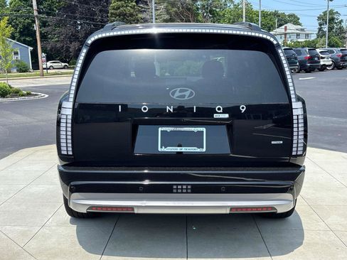 New 2026 Hyundai Ioniq 9 SEL image 3