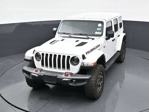Used 2023 Jeep Wrangler Unlimited Rubicon w/ Cold Weather Group AWD/4WD image 39