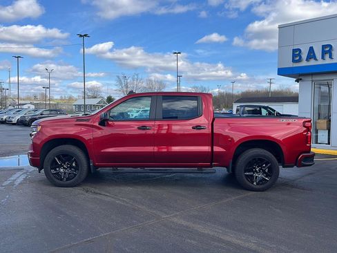 Used 2025 Chevrolet Silverado 1500 RST image 2