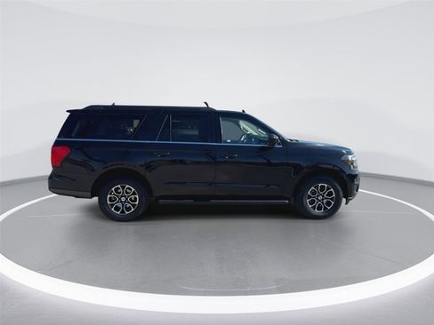 Used 2024 Ford Expedition Max XLT RWD image 25
