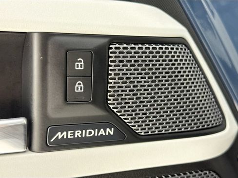 Used 2020 Land Rover Defender 110 SE AWD/4WD image 22