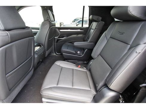 New 2026 Cadillac Escalade ESV 2WD image 7