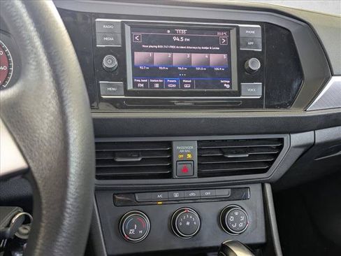 Used 2021 Volkswagen Jetta S FWD image 10
