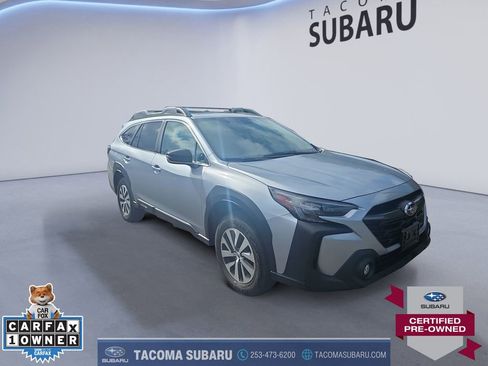 Used 2024 Subaru Outback Premium AWD/4WD image 7