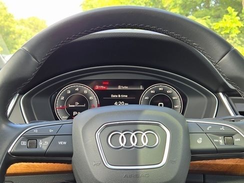 Used 2022 Audi Q5 2.0T Premium Plus image 38