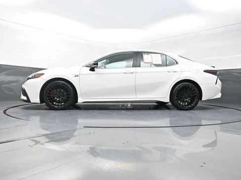 Used 2024 Toyota Camry SE FWD image 33