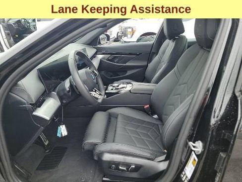 Used 2026 BMW 530i xDrive AWD/4WD image 10