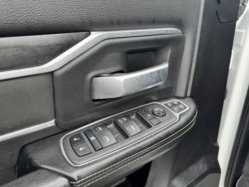 Used 2024 RAM 2500 Big Horn AWD/4WD image 18