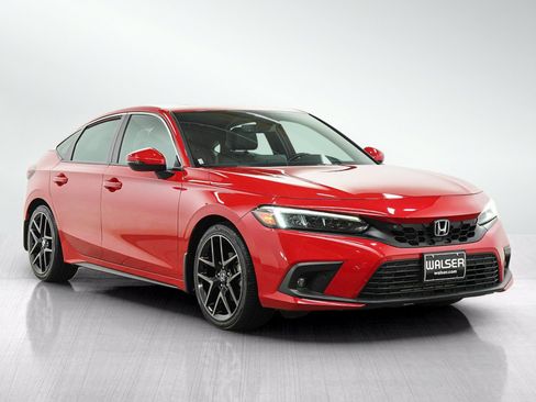 Used 2022 Honda Civic Sport Touring image 7