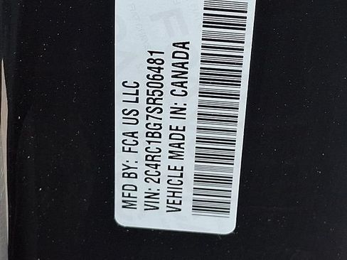 Used 2025 Chrysler Pacifica Select FWD image 27