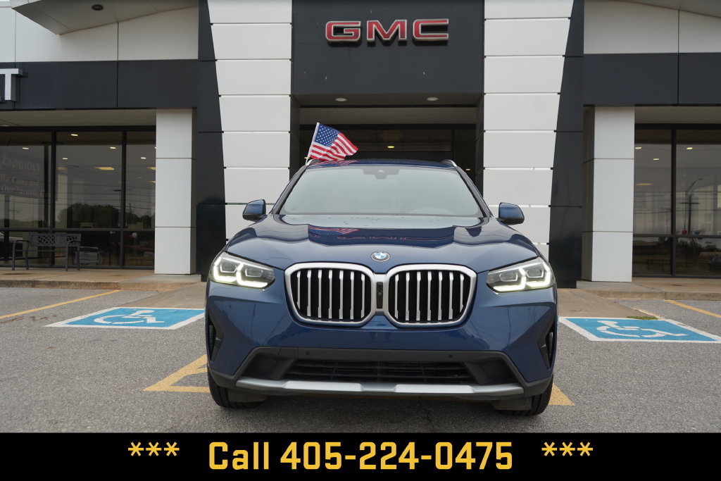 Used 2024 BMW X3 sDrive30i w/ Premium Package RWD image 3