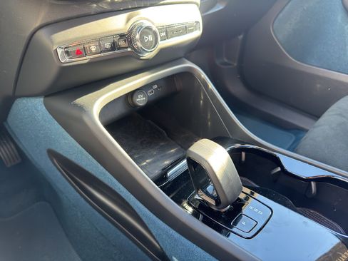 Used 2023 Volvo C40 P8 Recharge Ultimate AWD/4WD image 16