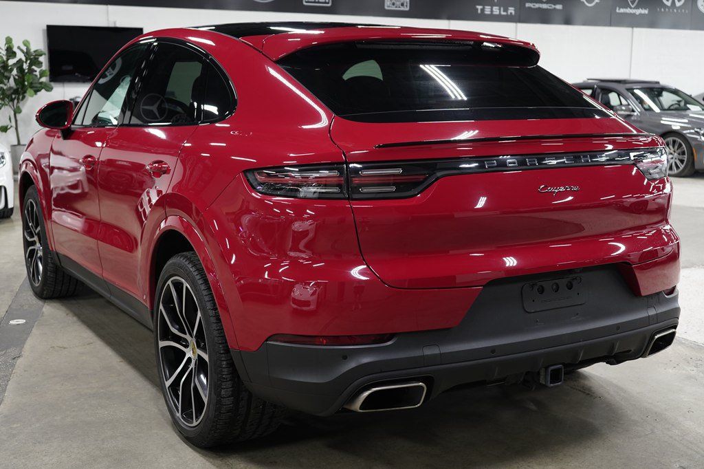 Used 2021 Porsche Cayenne Coupe AWD/4WD image 3