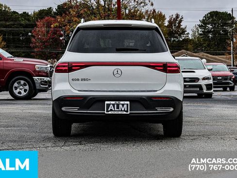 Used 2024 Mercedes-Benz EQB 250+ w/ Winter Package image 12