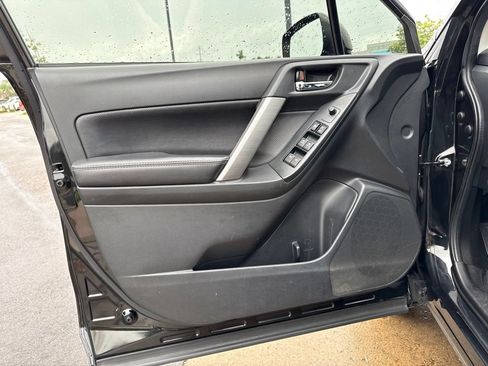 Used 2017 Subaru Forester 2.0XT Premium AWD/4WD image 10
